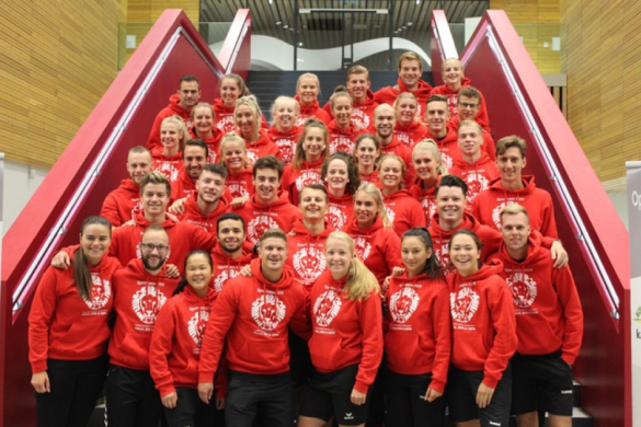 Surf community online events: Haagse Hogeschool Sportintro Commissie 2020 ONLINE (foto van vóór de 1,5 meter regelgeving)