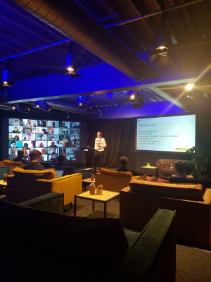 Hybrid Learning Theater UvA