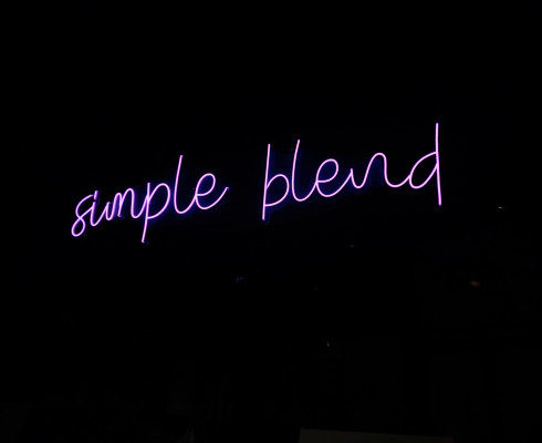 tekst simple blend