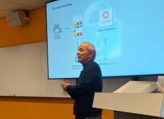 Arnout Probst presenteert de Secure Workflow